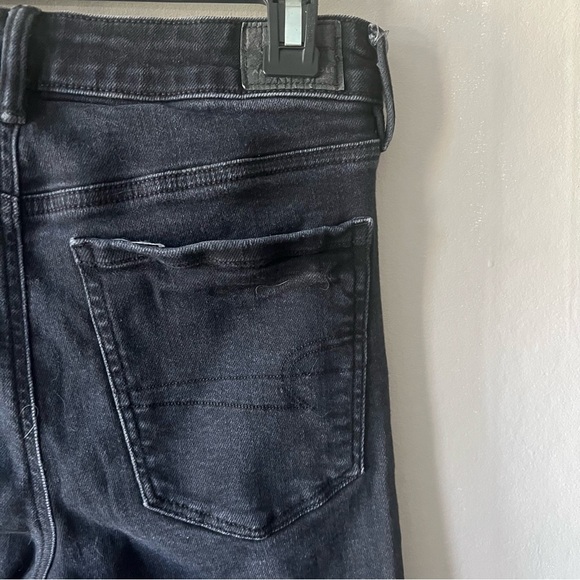 American Eagle Super Stretch Distressed Black Hi Rise Jeggings Size 6 - Picture 6 of 8